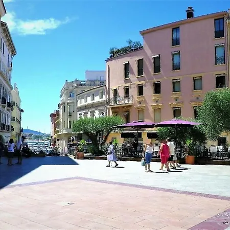 Nostra Вілла Сен-Рафаель