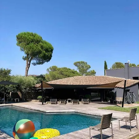 Nostra Villa *