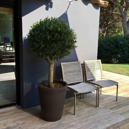 Nostra Saint-Raphaël