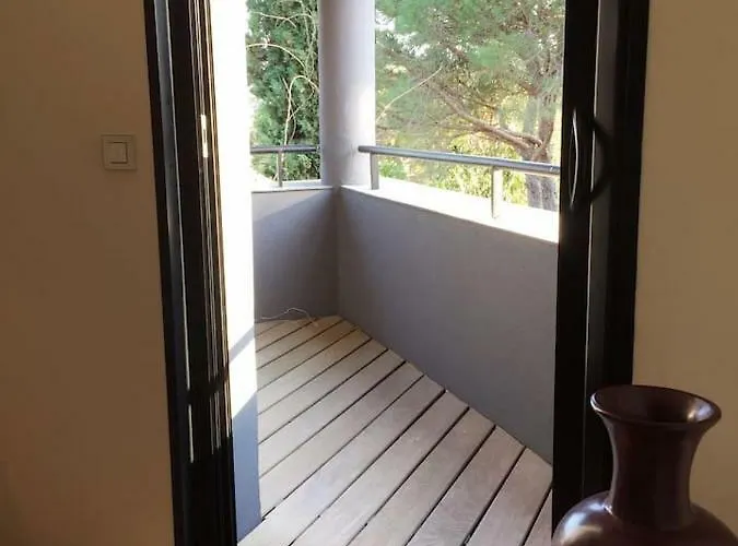 Nostra Saint-Raphaël