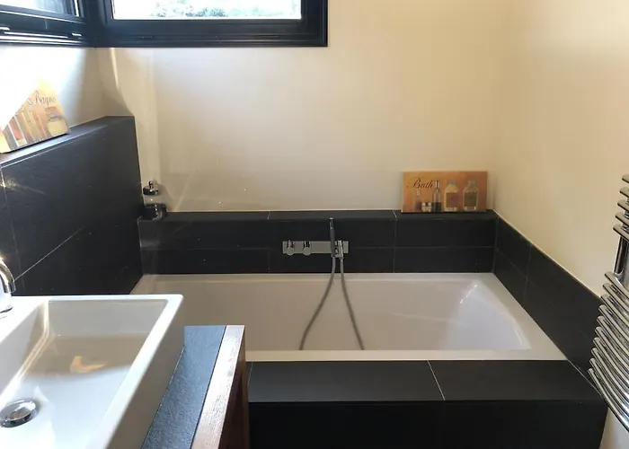 Nostra * Saint-Raphaël