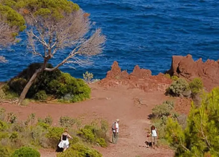 Nostra Saint-Raphaël